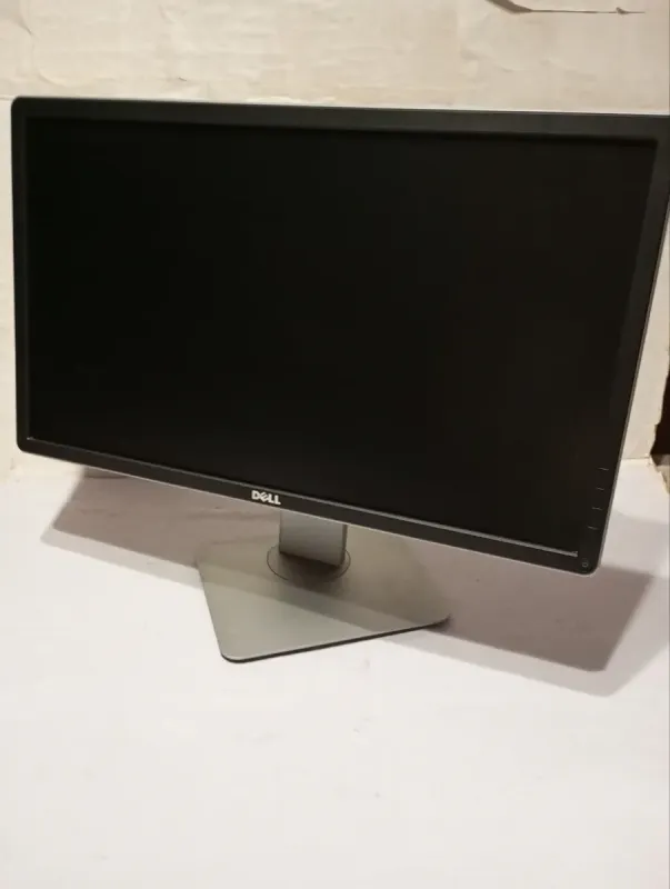 Комплект ПК Б-клас: Acer Veriton M4620G Tower / Intel Core i3-3220 (2 (4) ядра по 3.3 GHz) / 8 GB DDR3 / 500 GB HDD / Intel HD Graphics 2500 / DVD-RW + Монітор Dell P2314Ht / 23" (1920x1080) IPS / 1x DVI, 1x DP, 1x VGA, 4x USB 2.0 / VESA 100x100 б/в - зображення 7