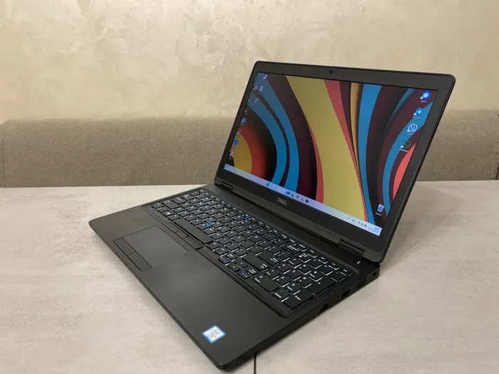 Ноутбук Б-клас Dell Latitude 5590 / 15.6" (1920x1080) IPS / Intel Core i5-8350U (4 (8) ядра по 1.7 - 3.6 GHz) / 16 GB DDR4 / 256 GB SSD / Intel UHD Graphics 620 / WebCam б/в - зображення 8