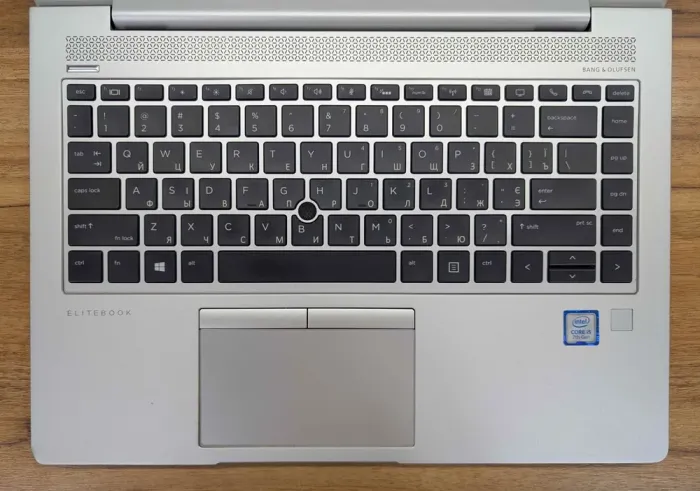 Ультрабук HP EliteBook 840 G5 / 14" (1920x1080) IPS / Intel Core i5-7200U (2 (4) ядра по 2.5 - 3.1 GHz) / 8 GB DDR4 / 240 GB SSD / Intel UHD Graphics 620 / WebCam / Fingerprint / Windows 10 б/в - зображення 3