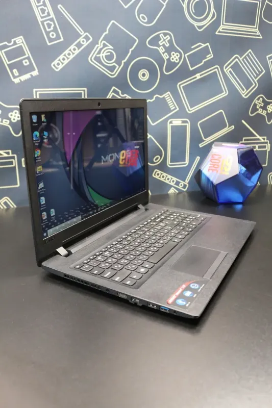 Ноутбук Lenovo IdeaPad 110-15ACL / 15.6" TN / AMD E1-7010 (2 ядра по 1.5GHz) / 4GB DDR3 / 120GB SSD / Radeon R2 Graphics / WebCam б/в - зображення 3