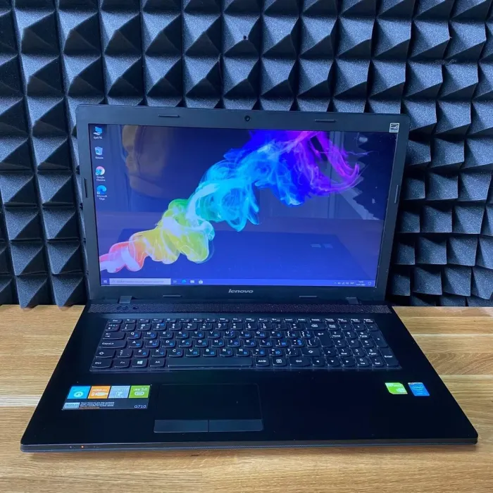 Ноутбук Lenovo G710 / 17.3" (1600x900) TN / Intel Core i7-4702MQ (4 (8) ядра по 2.2 - 3.2 GHz) / 16 GB DDR3 / 128 GB SSD / Intel HD Graphics 4600 / WebCam / DVD-ROM б/в - зображення 2