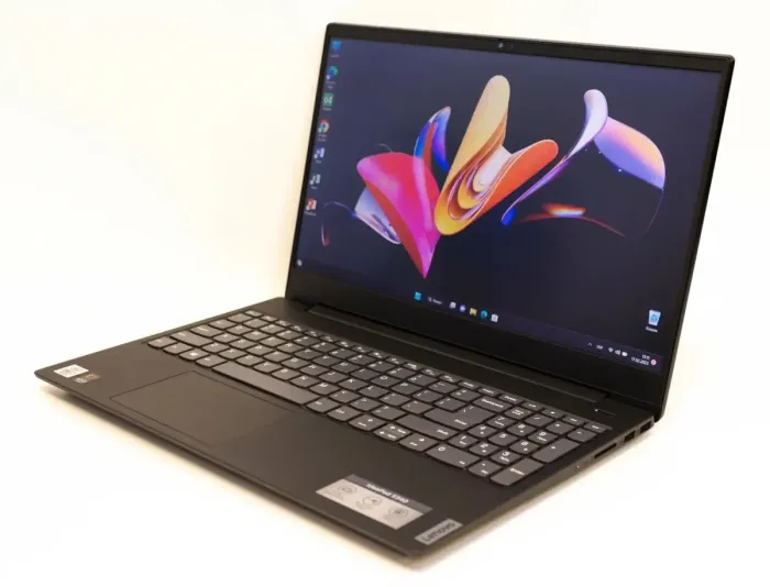 Ноутбук Б-класс Lenovo IdeaPad S340-15IIL / 15.6" TN / Core i7-1065G7 (4(8) ядер по 1.3-3.9 GHz) / 8GB DDR4 / 256GB SSD / Iris Plus Graphics / WebCam / HDMI б/в - зображення 4