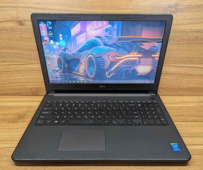 Ноутбук Dell Inspiron 15-3558 / 15.6" (1366x768) TN Touch / Intel Core i3-5015U (2 (4) ядра по 2.1 GHz) / 8 GB DDR3 / 240 GB SSD / Intel HD Graphics 5500 / WebCam / Windows 10 б/в - зображення 2