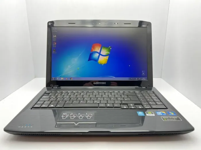 Ноутбук Medion Akoya E6622 / 15.6" (1366x768) TN / Intel Core i3-350M (2 (4) ядра по 2.26 GHz) / 4 GB DDR3 / 320 GB HDD / nVidia GeForce GT 310M, 512 MB DDR3, 64-bit / WebCam б/в - зображення 2