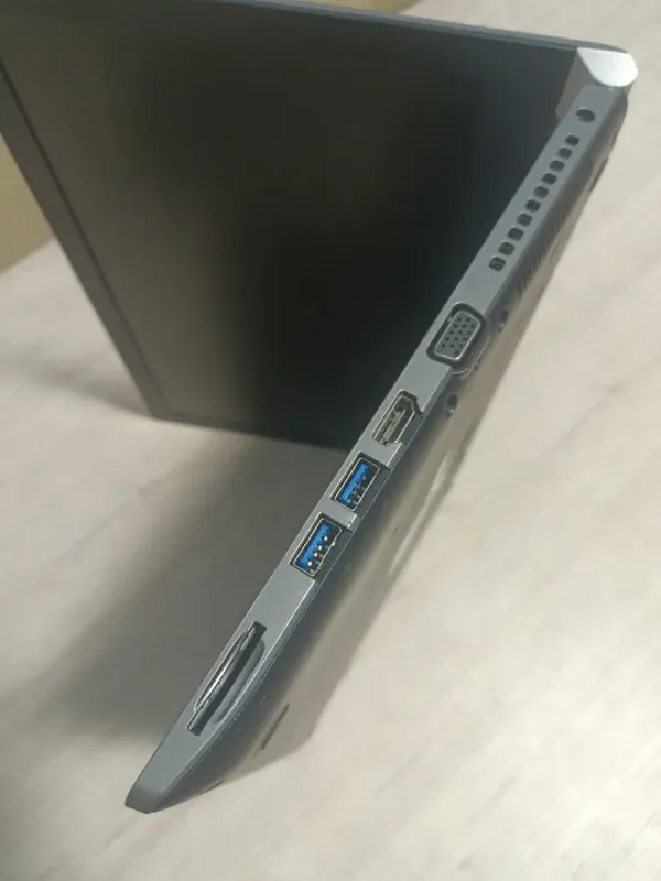 Ноутбук Б-клас Toshiba Tecra A50-C / 15.6" (1366x768) TN / Intel Core i5-6200U (2 (4) ядра по 2.3 - 2.8 GHz) / 8 GB DDR3 / 240 GB SSD / Intel HD Graphics 520 / WebCam б/в - зображення 7