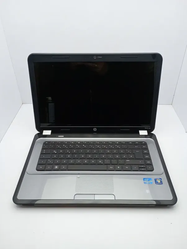 Ноутбук HP G6 1000 / 15.6" (1366x768) TN / Intel Core i3-2310M (2 ядра 4 потока по 2.10 Ghz) / 6 GB DDR3 / 500 GB HDD / AMD Radeon HD 6470M, 1 GB DDR3, 64-bit / WebCam б/в - зображення 2