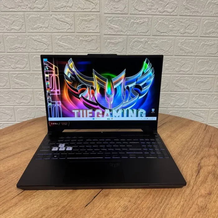 Ігровий ноутбук Asus TUF Gaming A15 FA507RE / 15.6" (1920x1080) IPS / AMD Ryzen 7 6800H (8 (16) ядер по 3.2 - 4.7 GHz) / 8 GB DDR5 / 512 GB SSD / nVidia GeForce RTX 3050 Ti, 4 GB GDDR6, 128-bit / WebCam б/в - зображення 2