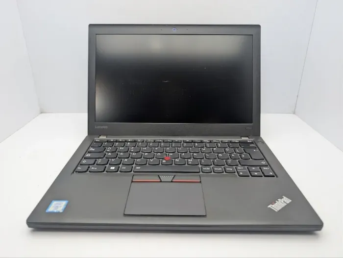 Нетбук Lenovo ThinkPad X260 / 12.5" (1920x1080) IPS / Intel Core i7-6600U (2 (4) ядра по 2.6 - 3.4 GHz) / 8 GB DDR4 / 120 GB SSD / Intel HD Graphics 520 / WebCam б/в - зображення 4