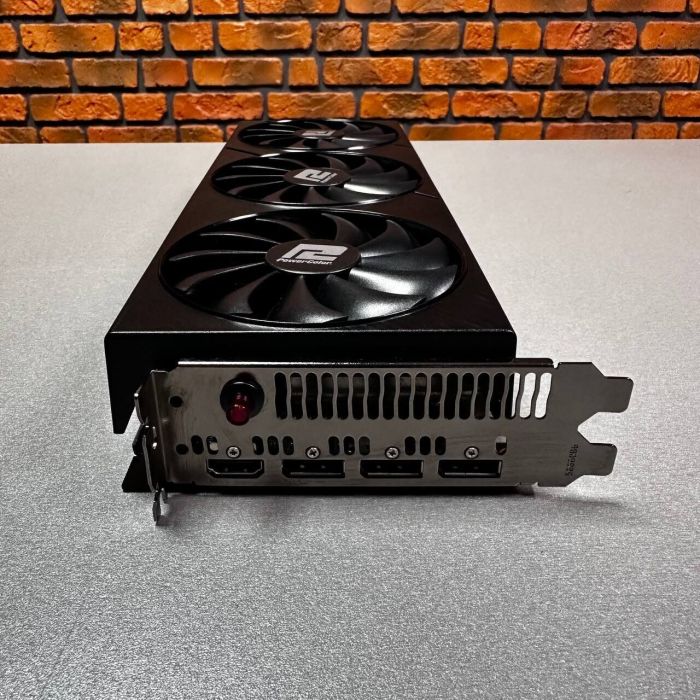 Дискретна відеокарта PowerColor Fighter Radeon RX 6800, 16 GB GDDR6, 256-bit / 1x HDMI, 3x DisplayPort / (AXRX 6800 16GBD6-3DH/OC) б/в - зображення 3