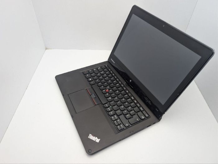 Нетбук-трансформер Б-клас Lenovo ThinkPad Twist S230u / 12.5" (1366x768) TN Touch / Intel Core i7-3517U (2 (4) ядра по 1.9 - 3.0 GHz) / 8 GB DDR3 / 120 GB SSD / Intel HD Graphics 4000 / WebCam б/в - зображення 10