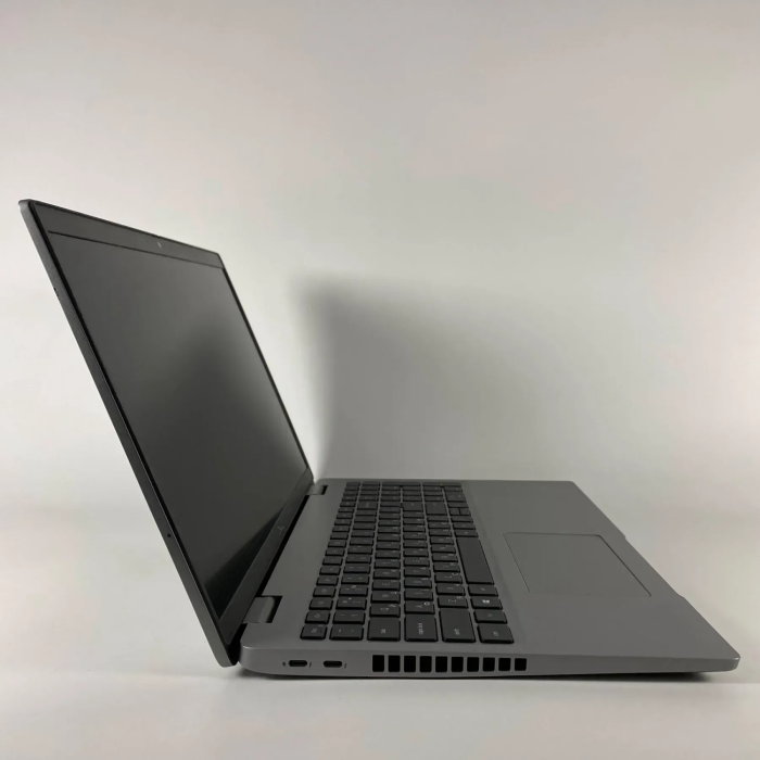 Ультрабук Б-клас Dell Latitude 5520 / 15.6" (1920x1080) IPS / Intel Core i5-1135G7 (4 (8) ядра по 2.4 - 4.2 GHz) / 16 GB DDR4 / 256 GB SSD / Intel Iris Xe Graphics / WebCam / HDMI б/в - зображення 4