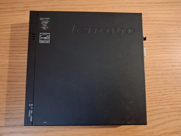 Неттоп Lenovo ThinkCentre M93p Tiny USFF / Intel Core i5-4570T (2 (4) ядра по 2.9 - 3.6 GHz) / 8 GB DDR3 / 250 GB SSD / Intel HD Graphics 4600 / DisplayPort / Блок живлення в комплекті б/в - зображення 4