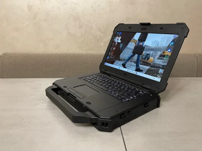 Захищений ноутбук Dell Latitude 7424 Rugged Extreme / 14" (1920x1080) IPS Touch / Intel Core i5-8350U (4 (8) ядра по 1.7 - 3.6 GHz) / 16 GB DDR4 / 1000 GB SSD M.2 / AMD Radeon RX 540, 2 ГБ GDDR5, 64-біт / WebCam б/в - зображення 6