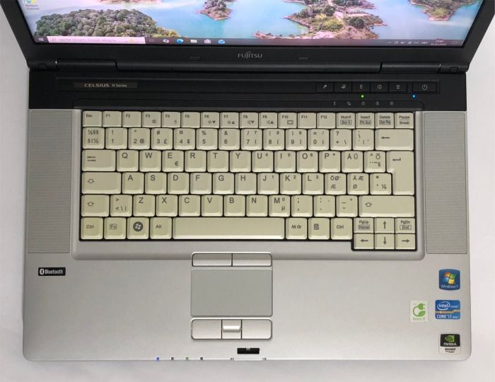 Мобільна робоча станція Б-клас Fujitsu Celsius H710 / 15.6" (1920x1080) TN / Intel Core i7-2640M (2 (4) ядра по 2.8 - 3.5 GHz) / 8 GB DDR3 / 500 GB HDD / nVidia Quadro 1000M, 2 GB GDDR3, 128-bit / WebCam б/в - зображення 8