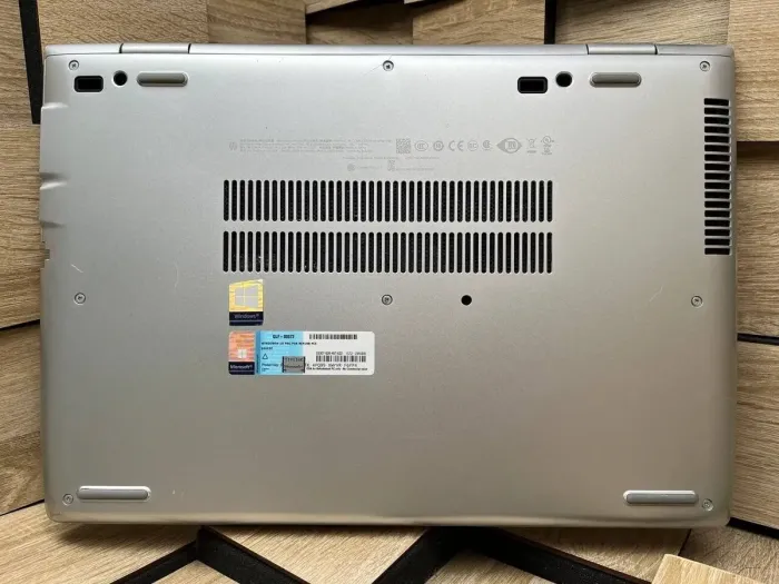 Ноутбук Б-клас HP Probook 640 G4 / 14" (1366x768) TN / Intel Core i5-7300U (2 (4) ядра по 2.6 - 3.5 GHz) / 8 GB DDR4 / 256 GB SSD / Intel HD Graphics 620 / WebCam / Fingerprint / HDMI б/в - зображення 9