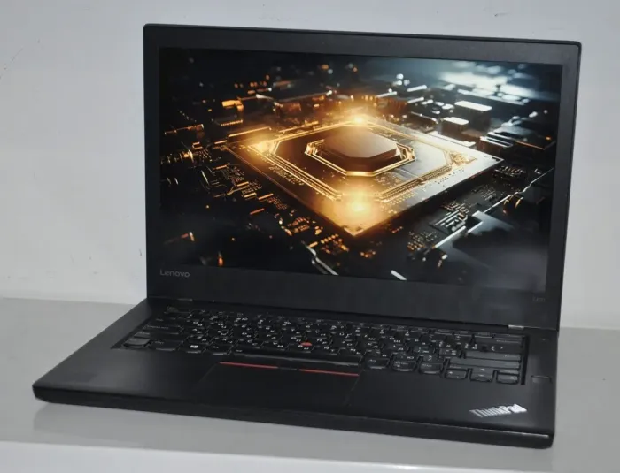 Ультрабук Lenovo ThinkPad T470 / 14" (1920x1080) TN / Intel Core i5-6300U (2 (4) ядра 2.4 - 3.0 GHz) / 16 GB DDR4 / 500 GB SSD / Intel HD Graphics 520 / Windows 11 Pro б/в - зображення 7