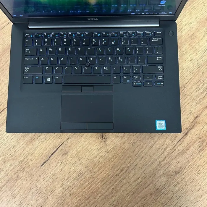 Ультрабук Б-клас Dell Latitude 7490 / 14" (1920x1080) IPS Touch / Intel Core i5-8350U (4 (8) ядра по 1.7 - 3.6 GHz) / 8 GB DDR4 / 240 GB SSD / Intel UHD Graphics 620 / WebCam б/в - зображення 7