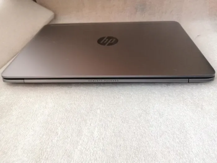 Ноутбук Б-клас HP EliteBook Folio 1040 G2 / 14" (1600x900) TN / Intel Core i5-5200U (2 (4) ядра по 2.2-2.7 GHz) / 8 GB DDR3 / 180 GB SSD / HD Graphics 5500 / Win 10 Pro б/в - зображення 6