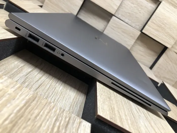 Ультрабук Б-клас HP ZBook Firefly 14 G8 / 14" (1920x1080) IPS / Intel Core i7-1185G7 (4 (8) ядра по 1.2 - 4.8 GHz) / 8 GB DDR4 / 512 GB SSD / Intel Iris Xe Graphics / WebCam б/в - зображення 5