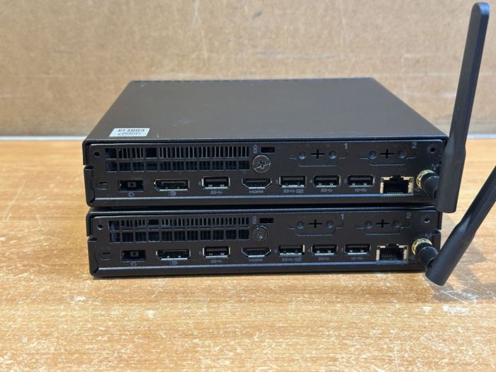 Неттоп Lenovo ThinkCentre M70q USFF / Intel Core i3-10100T (4 (8) ядра по 3.0 - 3.8 GHz) / 16 GB DDR4 / 256 GB SSD M.2 / Intel UHD Graphics 630 / USB 3.2 б/в - зображення 4