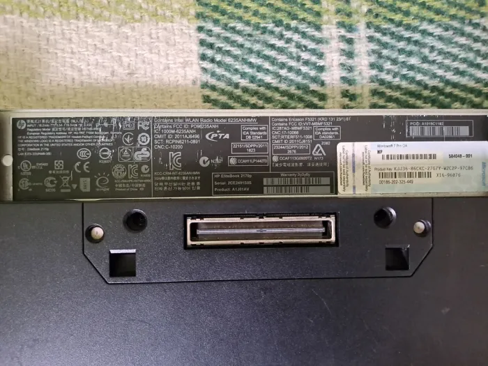 Нетбук Б-клас HP EliteBook 2170p / 11.6" (1366x768) TN / Intel Core i7-3667U (2 (4) ядра по 2.0 - 3.2 GHz) / 4 GB DDR3 / 120 GB SSD / Intel HD Graphics 4000 / WebCam / Win 11 б/в - зображення 11