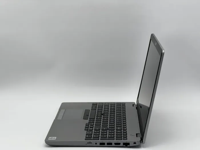 Мобільна робоча станція Dell Precision 3551 / 15.6" (1920x1080) IPS / Intel Core i7-10850H (6 (12) ядер по 2.7 - 5.1 GHz) / 16 GB DDR4 / 480 GB SSD / nVidia Quadro P620, 4 GB GDDR5, 128-bit / WebCam б/в - зображення 4
