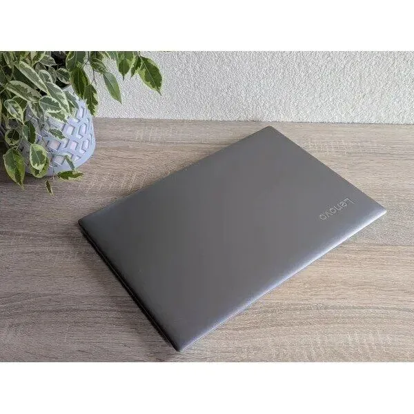 Ноутбук Lenovo Ideapad S130-14IGM / 14" (1920x1080) TN / Intel Celeron N4000 (2 ядра по 1.1 - 2.6 GHz) / 4 GB DDR4 / 64 GB SSD / Intel UHD Graphics 600 / WebCam б/в - зображення 7