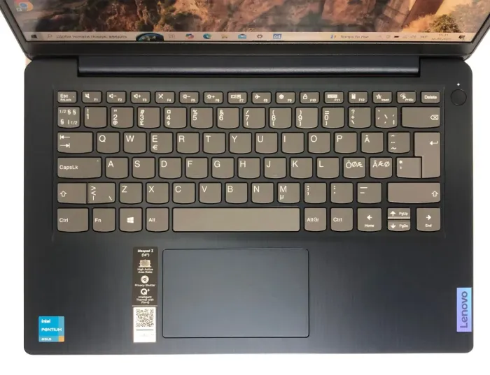 Ультрабук Lenovo IdeaPad 3 14ITL6 / 14" (1920x1080) IPS / Intel Pentium Gold 7505 (2 (4) ядра по 2.0 - 3.5 GHz) / 8 GB DDR4 / 256 GB SSD / Intel UHD Graphics / WebCam / Win 10 Home б/в - зображення 8