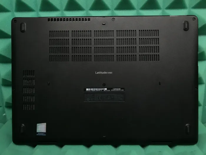 Ноутбук Б-клас Dell Latitude 5490 / 14" (1366x768) TN / Intel Core i5-7300U (2 (4) ядра по 2.6 - 3.5 GHz) / 4 GB DDR4 / 128 GB SSD / Intel HD Graphics 620 / WebCam / USB 3.1 / HDMI / Windows 10 б/в - зображення 6