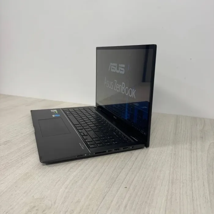 Ігровий ультрабук-трансформер Asus ZenBook Flip Q537FD / 15,6" (3840x2160) IPS Touch / Intel Core i7-10510U (4 (8) ядра по 1,8 - 4,9 ГГц) / 16 ГБ DDR4 / 512 ГБ SSD NVMe / nVidia GeForce GTX 1050 Max-Q, 4 ГБ GDDR5, 128-біт / Веб-камера б/в - зображення 7