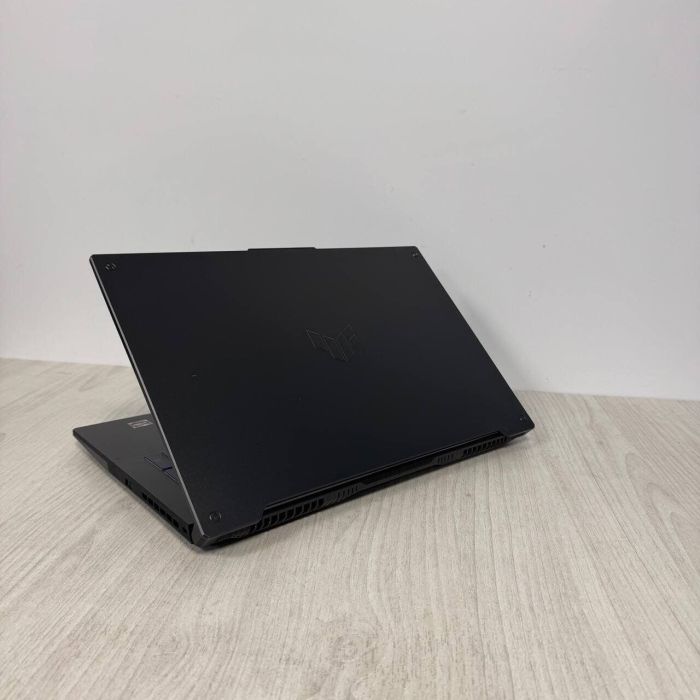 Ігровий ноутбук Asus TUF A17 FA707RM / 17,3" (1920x1080) IPS / AMD Ryzen 7 6800H (8 (16) ядер по 3,2 - 4,7 ГГц) / 16 ГБ DDR5 / 1000 ГБ SSD NVMe / nVidia GeForce RTX 3060, 6 ГБ GDDR6, 192-біт / Веб-камера б/в - зображення 7