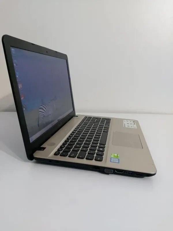 Ноутбук Asus R541U / 15.6" (1920x1080) TN / Intel Core i5-6198DU (2 (4) ядра по 2.3 - 2.8 GHz) / 16 GB DDR4 / 512 GB SSD / nVidia GeForce 920MX, 2 GB GDDR3, 64-bit / WebCam / DVD-ROM б/в - зображення 4