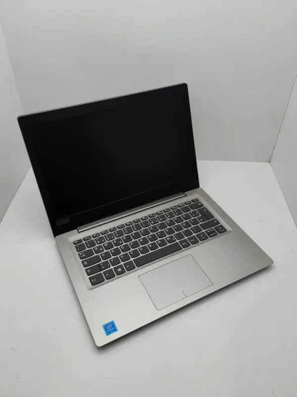 Нетбук Lenovo IdeaPad 120S / 11.6" (1366x768) TN / Intel Pentium N4200 (4 ядра по 1.1 - 2.5 GHz) / 8 GB DDR3 / 120 GB SSD / Intel HD Graphics / WebCam б/в - зображення 3