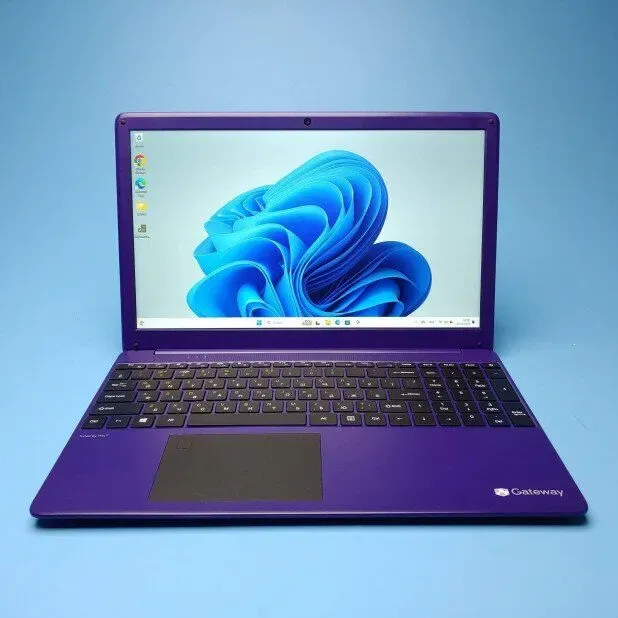 Ультрабук Gateway GWTN156-7PR Ultra Slim / 15.6" (1920x1080) IPS / Intel Core i3-1115G4 (2 (4) ядра по 3.0 - 4.1 GHz) / 8 GB DDR4 / 256 GB SSD / Intel UHD Graphics / WebCam / Win 11 Home б/в - зображення 2