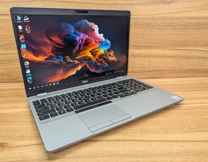 Мобільна робоча станція Dell Precision 3551 / 15,6" (1920x1080) IPS / Intel Core i9-10885H (8 (16) ядер по 2,4 - 5,3 ГГц) / 32 ГБ DDR4 / 1000 ГБ SSD / nVidia Quadro P620, 4 ГБ GDDR5, 128-біт / WebCam / Windows 10 б/в - изображение 4