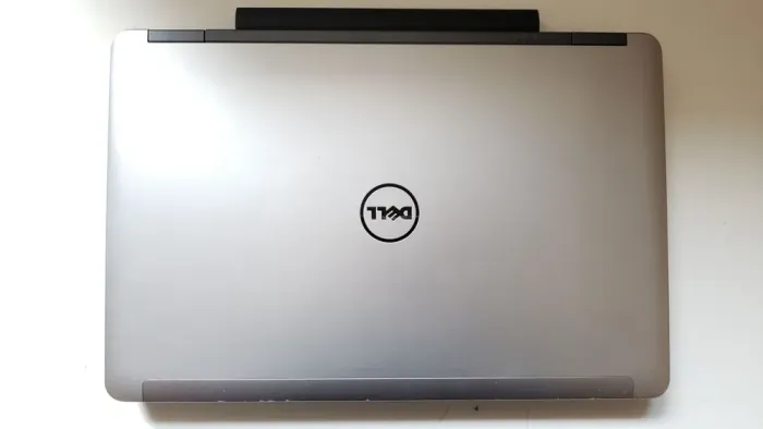 Ігровий ноутбук Dell Latitude E6540 / 15.6" (1920x1080) TN / Intel Core i7-4800MQ (4 (8) ядра по 2.7 - 3.7 GHz) / 16 GB DDR3 / 256 GB SSD + 750 GB HDD / AMD Radeon HD 8790M, 2 GB GDDR5, 128-bit / WebCam б/в - зображення 7