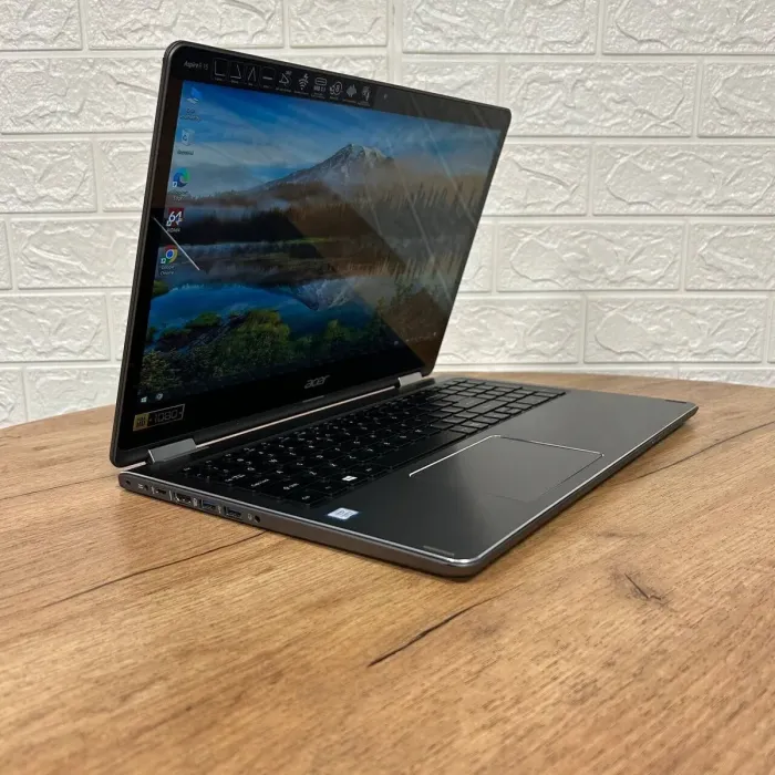 Ноутбук-трансформер Acer Aspire R5-571T / 15.6" (1920x1080) IPS Touch / Intel Core i5-7200U (2 (4) ядра по 2.5 - 3.1 GHz) / 8 GB DDR4 / 512 GB SSD / Intel HD Graphics 620 / WebCam б/в - зображення 4