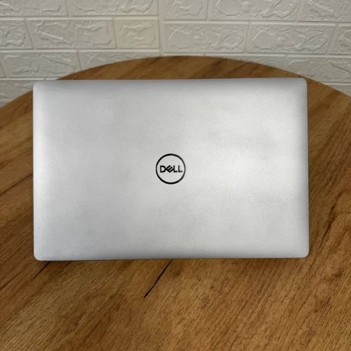 Ноутбук Б-клас Dell Latitude 5510 / 15.6" (1920x1080) IPS / Intel Core i7-10610U (4 (8) ядра по 1.8 - 4.9 GHz) / 16 GB DDR4 / 256 GB SSD / Intel UHD Graphics / WebCam б/в - зображення 3