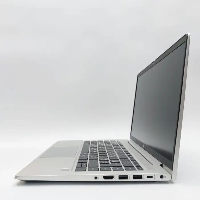 Ультрабук HP ProBook 445 G8 / 14" (1920x1080) IPS / AMD Ryzen 5 5600U (6 (12) ядер по 2.3 - 4.2 GHz) / 16 GB DDR4 / 256 GB SSD M.2 NVMe / AMD Radeon RX Vega 7 Graphics / WebCam б/в - зображення 6