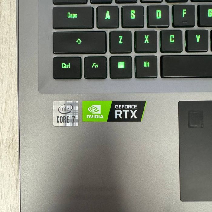 Ігровий ноутбук Gigabyte Aorus 17G XC / 17.3" (1920x1080) IPS / Intel Core i7-10870H (8 (16) ядер по 2.2 - 5.0 GHz) / 32 GB DDR4 / 512 GB SSD NVMe / nVidia GeForce RTX 3070, 8 GB GDDR6, 256-bit / WebCam б/в - зображення 8