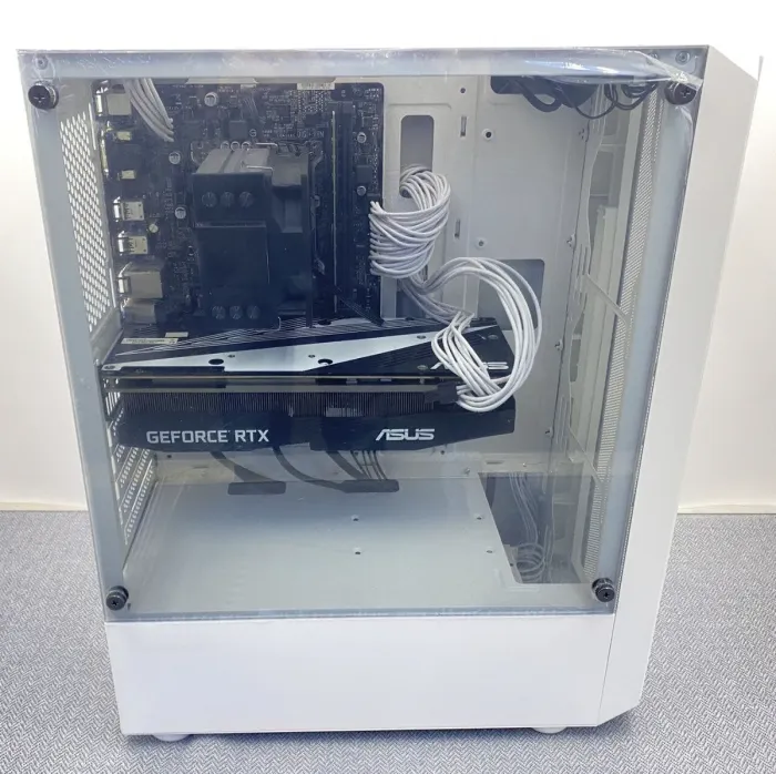 Ігровий ПК Vinga Cloud White Tower / Intel Core i5-7500 (4 ядра 3,4 - 3,8 ГГц) / 16 ГБ DDR4 / 240 ГБ SSD / nVidia GeForce RTX 2080, 8 ГБ GDDR6, 256-біт / 650 Вт б/в - зображення 4