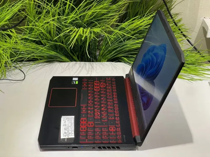 Ігровий ноутбук Acer Nitro 5 AN515-54 / 15.6" (1920x1080) IPS / Intel Core i5-9300H (4 (8) ядра по 2.4 - 4.1 GHz) / 8 GB DDR4 / 512 GB SSD / nVidia GeForce GTX 1650, 4 GB GDDR5, 128-bit / WebCam б/в - зображення 3
