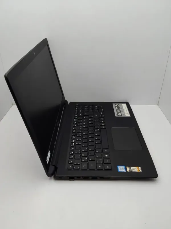 Ноутбук Acer Aspire A315 / 15.6" (1366x768) TN / Intel Core i3-7020U (2 (4) ядра по 2.3 GHz) / 8 GB DDR4 / 120 GB SSD / Intel HD Graphics 620 / WebCam б/в - зображення 5