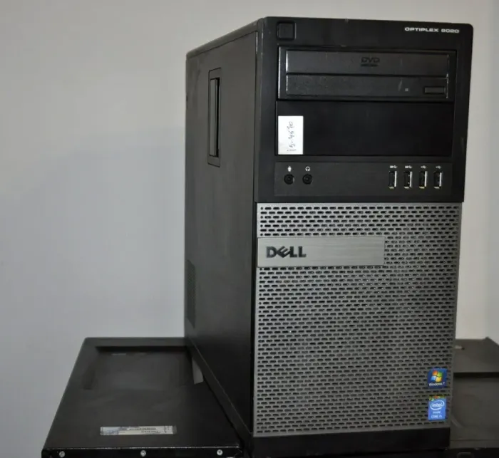 Комп'ютер Dell OptiPlex 9020 Tower / Intel Core i5-4430 (4 ядра по 3.0 - 3.2 GHz) / 8 GB DDR3 / 320 GB HDD / Intel HD Graphics 4600 / DVD-ROM б/в - зображення 6