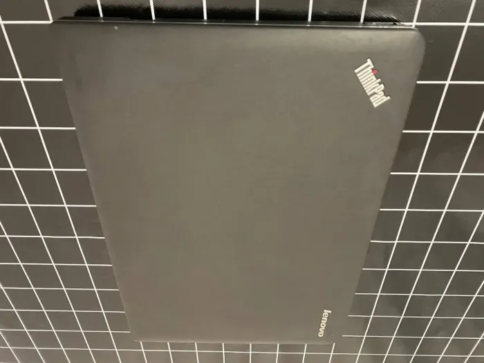 Ноутбук Б-клас Lenovo ThinkPad E440 / 14" (1366x768) TN / Intel Core i3-4000M (2 (4) ядра по 2.4 GHz) / 8 GB DDR3 / 500 GB HDD / Intel HD Graphics 4600 / WebCam / DVD-RW / HDMI б/в - зображення 9