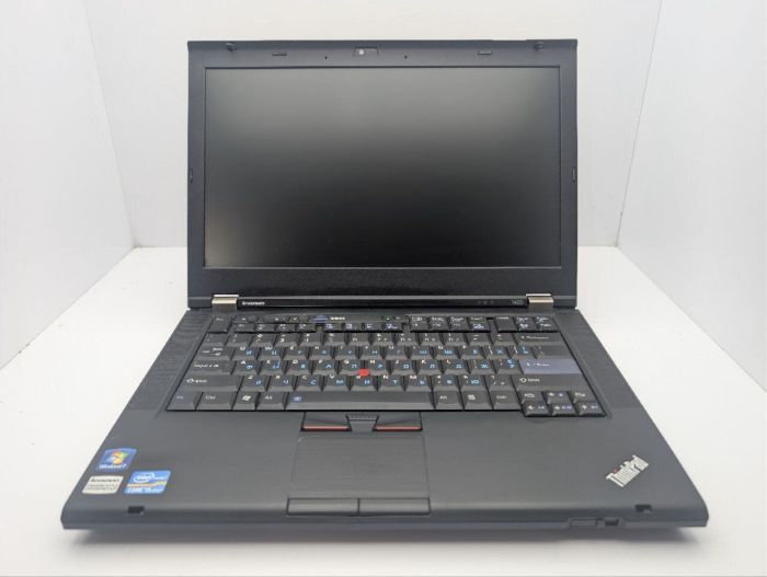 Ноутбук Lenovo ThinkPad T420 / 14" (1600x900) TN / Intel Core i5-2520M (2 (4) ядра по 2.5 - 3.2 GHz) / 8 GB DDR3 / 128 GB SSD / Intel HD Graphics 3000 / WebCam / DVD-ROM б/в - зображення 3