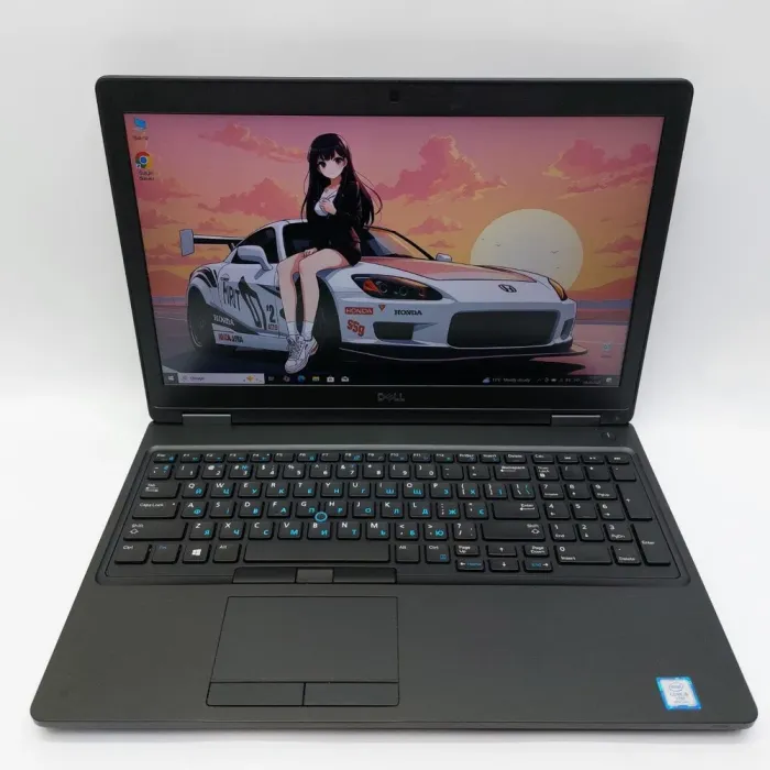 Ноутбук Dell Latitude 5590 / 15.6" (1920x1080) TN / Intel Core i5-8350U (4 (8) ядра по 1.7 - 3.6 GHz) / 16 GB DDR4 / 256 GB SSD / Intel UHD Graphics 620 / WebCam б/в - зображення 2