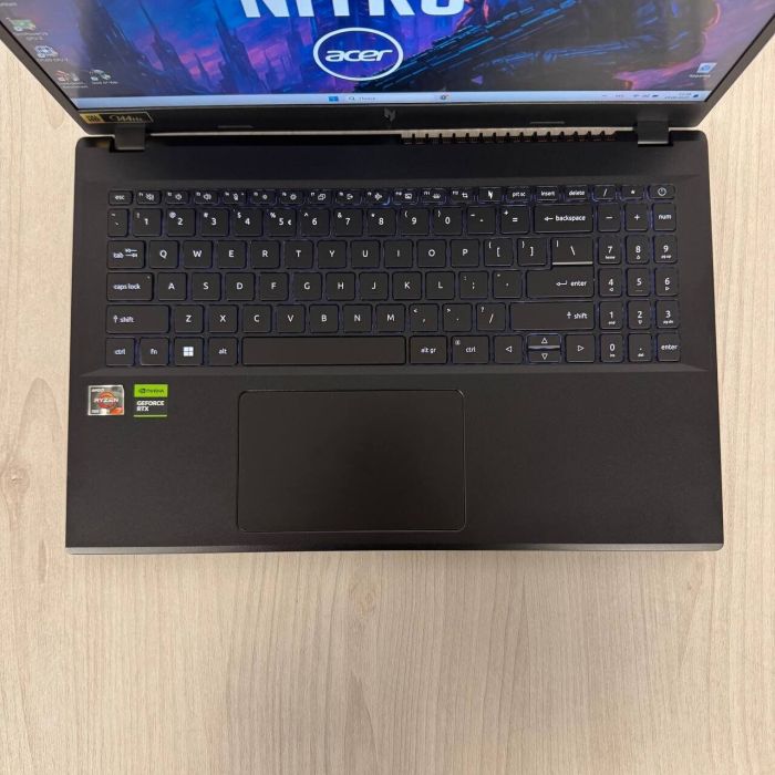 Ігровий ноутбук Acer Nitro V15 ANV15-41 / 15.6" (1920x1080) IPS / AMD Ryzen 7 7735HS (8 (16) ядер по 3.2 - 4.75 GHz) / 16 GB DDR5 / 1000 GB SSD NVMe / nVidia GeForce RTX 4060, 8 GB GDDR6, 128-bit / WebCam б/в - зображення 7