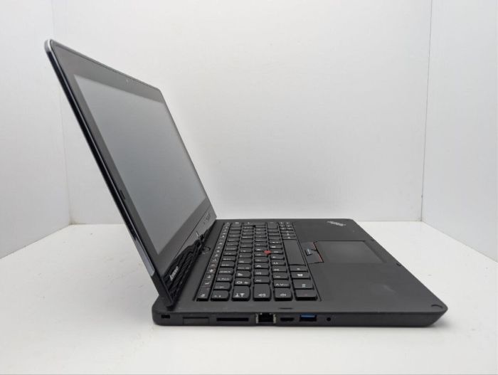 Нетбук-трансформер Б-клас Lenovo ThinkPad S230u / 12.5" (1366x768) TN Touch / Intel Core i7-3517U (2 (4) ядра по 1.9 - 3.0 GHz) / 8 GB DDR3 / 120 GB SSD / Intel HD Graphics 4000 / WebCam б/в - зображення 6