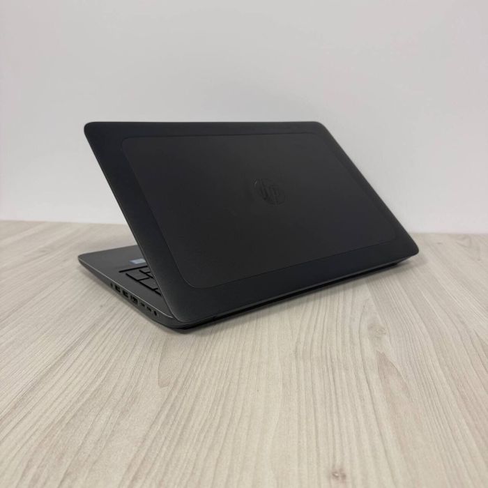 Мобільна робоча станція HP ZBook 15 G3 / 15.6" (1920x1080) IPS / Intel Core i7-6700HQ (4 (8) ядра по 2.6 - 3.5 GHz) / 32 GB DDR4 / 512 GB SSD M.2 / nVidia Quadro M2000M, 4 GB DDR3, 128-bit / WebCam б/в - зображення 6
